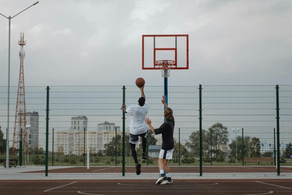 Équipement de basket pour enfants : Guide d'achat